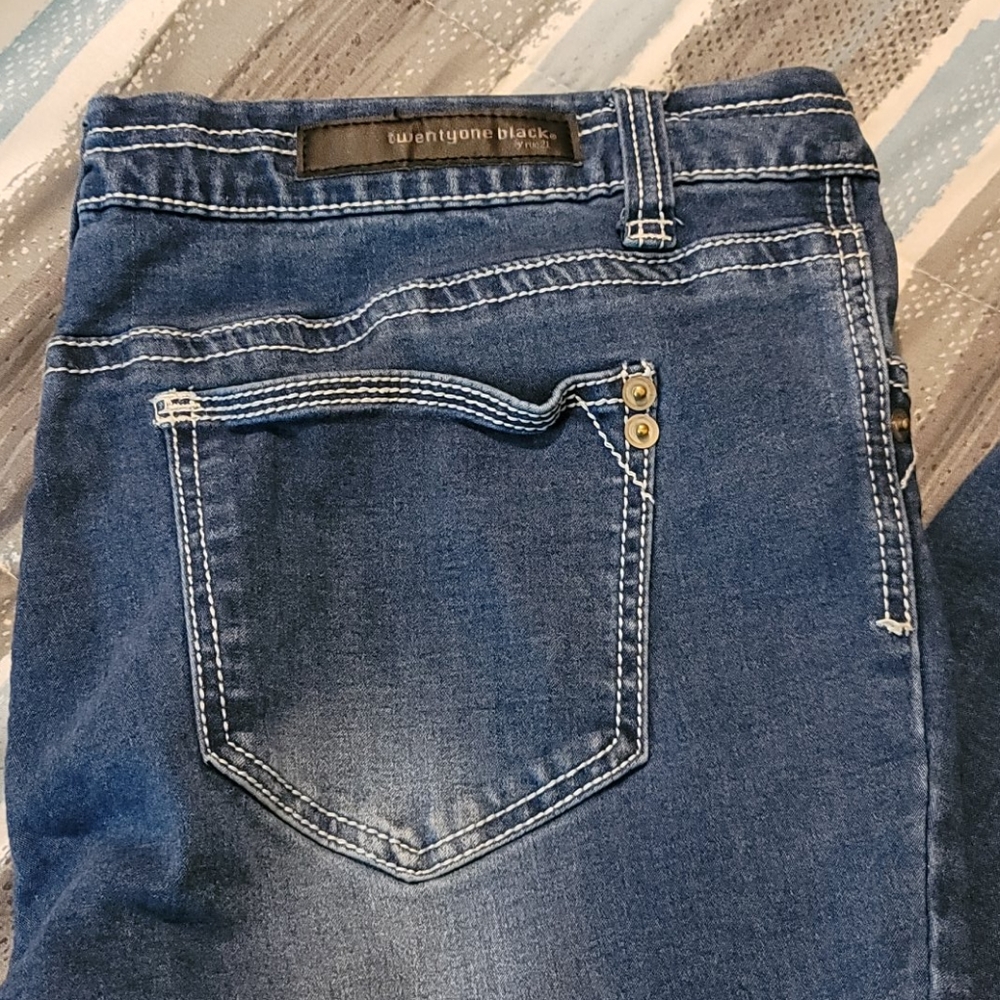 Jeans Rue 21 - Picture 2 of 6